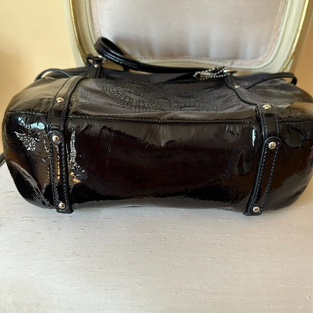 Coach leather tote bag. - Picture 5 of 8